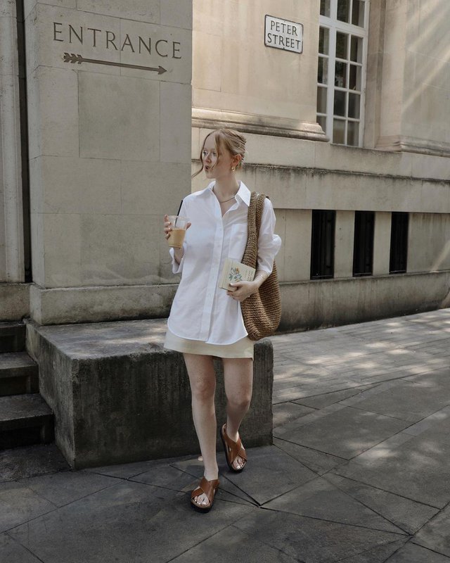 Mê mẩn tủ đồ tối giản, thanh lịch của nữ blogger người Anh nổi tiếng trên Instagram-5