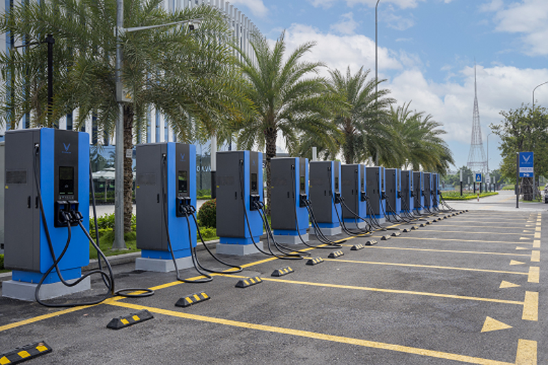 ADB thu xếp gói tín dụng biến đổi khí hậu 135 triệu USD cho VinFast-2