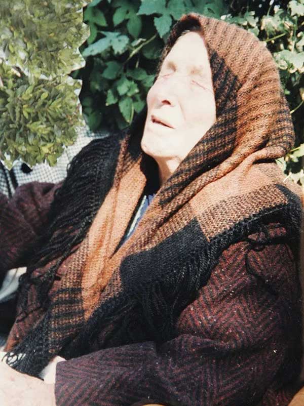 Bà Vanga để lại dự đoán đáng thất vọng cho cuối năm 2022?-1