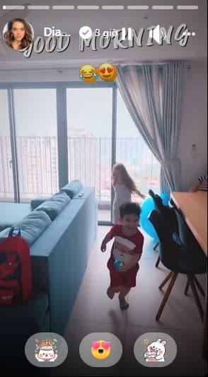 Xây nhà cho bố mẹ ở quê to nhất xã, vậy không gian sống của Bùi Tiến Dũng và vợ Tây tại Tp. HCM thế nào?-1