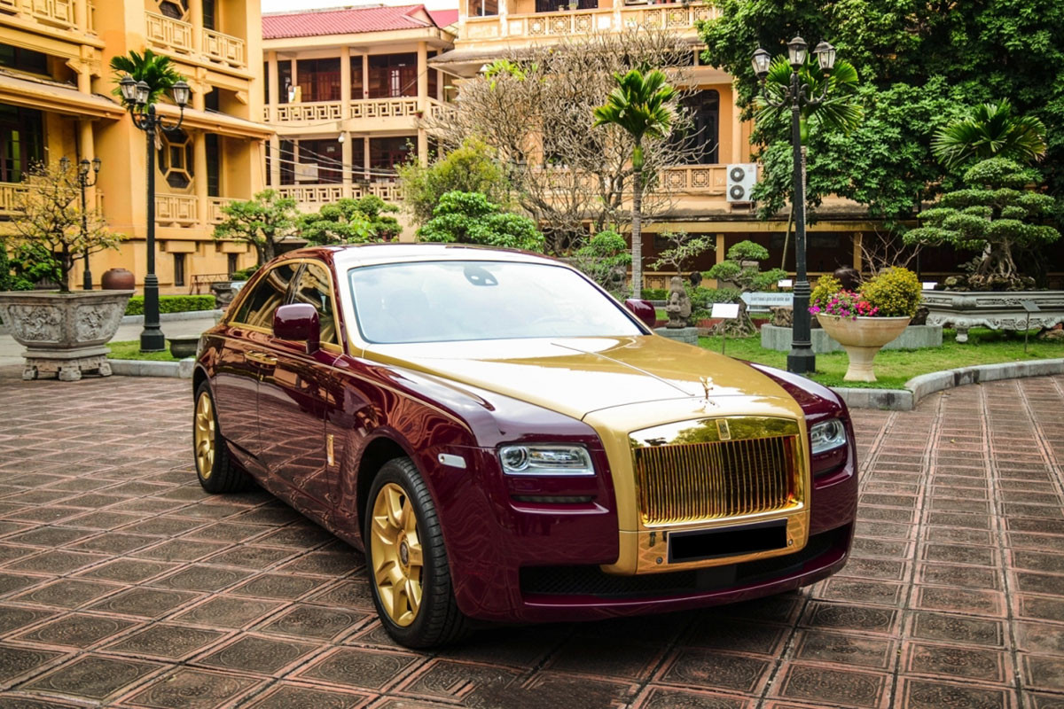 Hạ giá khởi điểm đấu giá lần 2 Rolls- Royce mạ vàng của ông Trịnh Văn Quyết xuống 9,7 tỷ-1