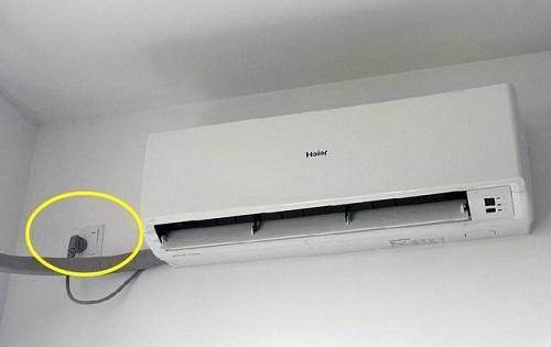 Có cần rút phích cắm điều hòa khi hết mùa nóng không? Nhiều gia đình mắc sai lầm dẫn đến tốn tiền điện, hỏng hóc-2