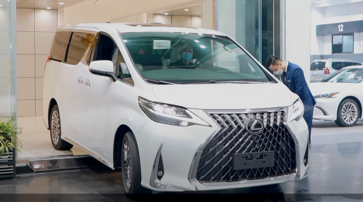 Dàn siêu xe 200 tỷ của cha con doanh nhân Đỗ Quang Hiển-5