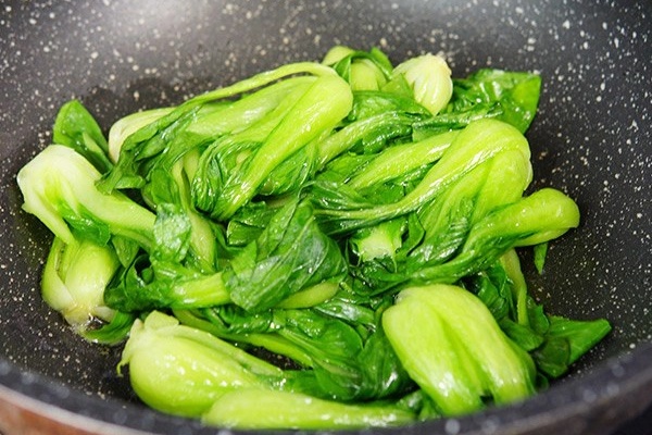 Bị bệnh tuyến giáp có cần phải kiêng đậu nành không? Câu trả lời của bác sĩ sẽ khiến bạn giật mình-4