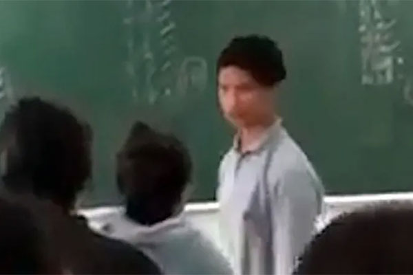 Nhức nhối lạm thu đầu năm học: Chuyện muôn thuở khi nào mới hết?-7