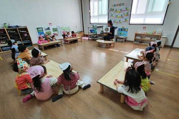 Không có học sinh, nhiều nhà trẻ ở Hàn Quốc phải đóng cửa-2