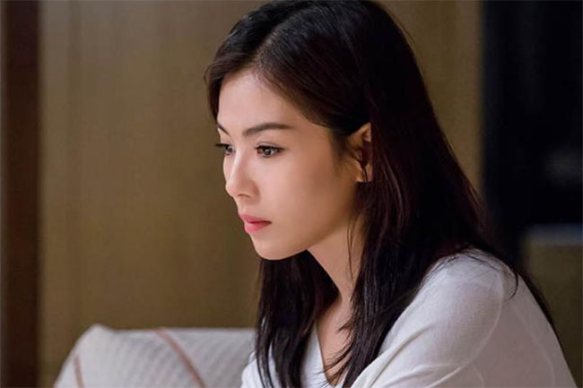 Vừa sinh xong, mẹ chồng muốn cho con tôi làm con nuôi, phía sau ẩn giấu một bí mật lớn kinh người-1