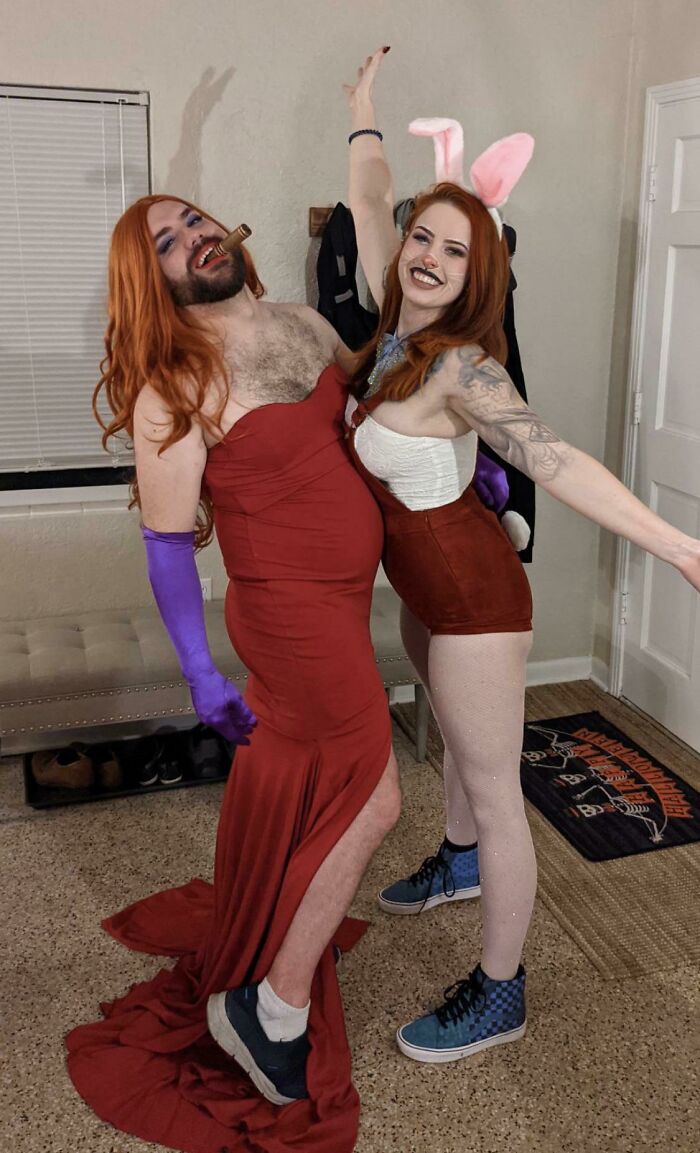 Những bộ trang phục Halloween độc lạ cho bạn một đêm ma quái nổi bần bật-23