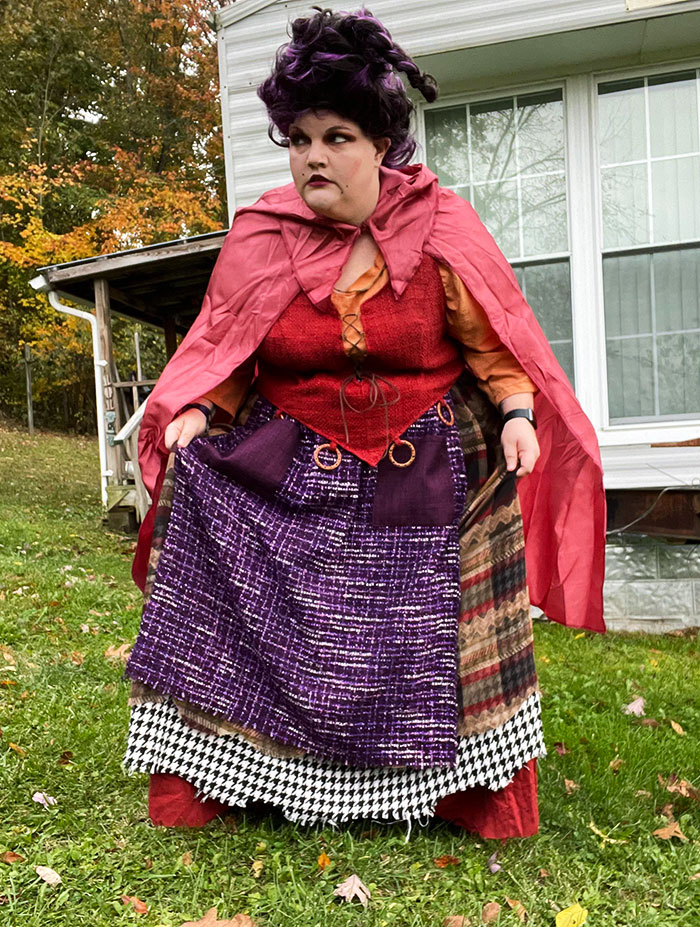 Những bộ trang phục Halloween độc lạ cho bạn một đêm ma quái nổi bần bật-33