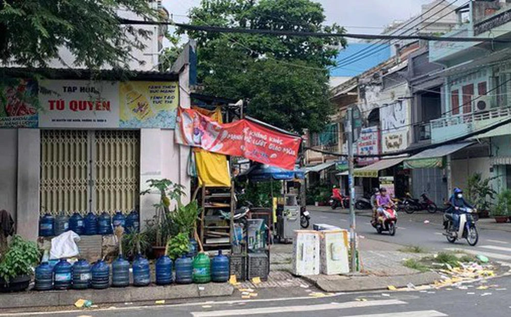 Thanh niên bị chém chết ngay trên đường-1