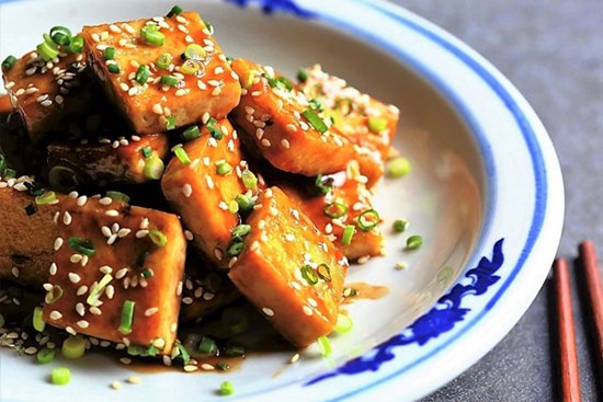 Đậu phụ chua ngọt - Hấp dẫn từ hình thức tới hương vị