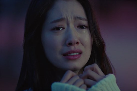 Nửa đêm đi công tác về sớm, nghe tiếng đàn ông phát ra từ phòng vợ, tôi lạnh lùng ly hôn để rồi hối hận cả đời