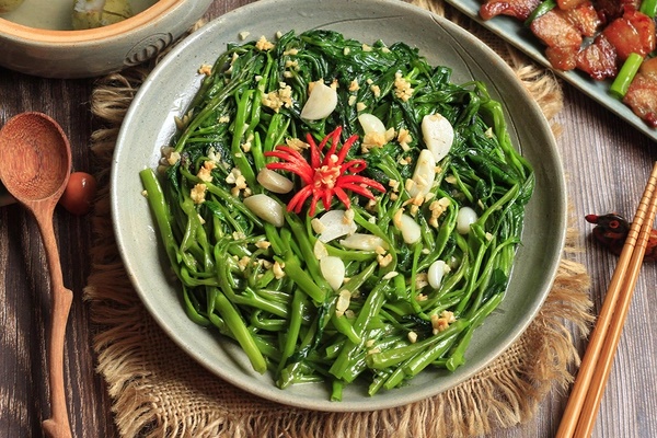 Vì sao ăn rau muống lại gây sẹo lồi và lưu ý của chuyên gia để tiêu thụ loại rau này an toàn-2