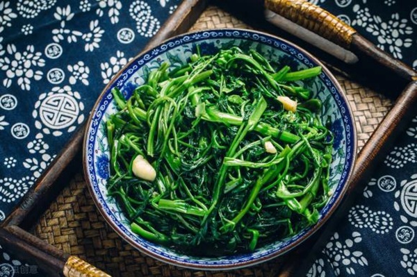 Vì sao ăn rau muống lại gây sẹo lồi và lưu ý của chuyên gia để tiêu thụ loại rau này an toàn-3