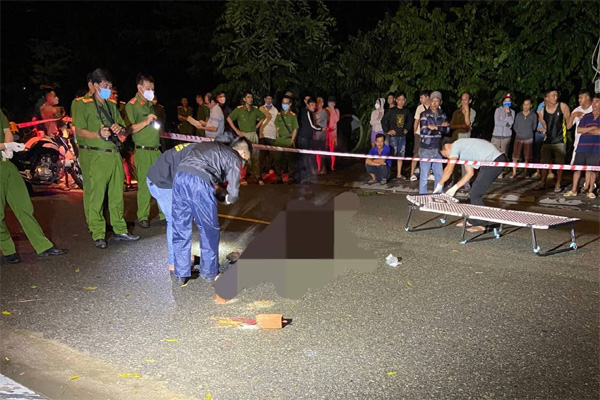 Nam sinh lớp 9 ở Quảng Nam mất tích, dép và xe đạp bỏ trên cầu-4