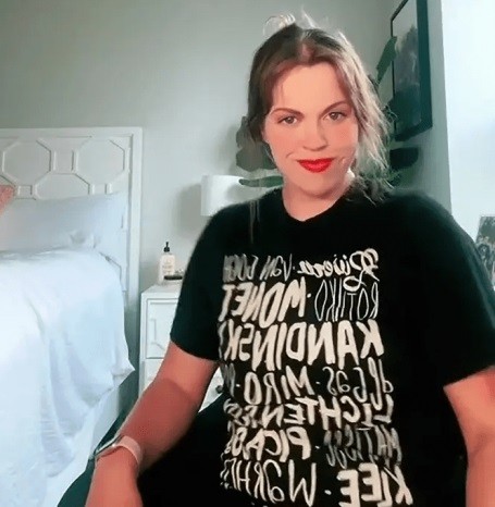 Hẹn hò nhiều người cùng lúc, cô gái lập bảng excel danh sách để dễ... quản lý-1