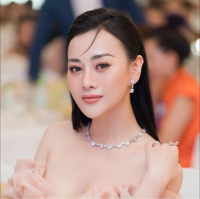 Diễn viên Phương Oanh có động thái lạ sau khi mở lại tài khoản Facebook-4