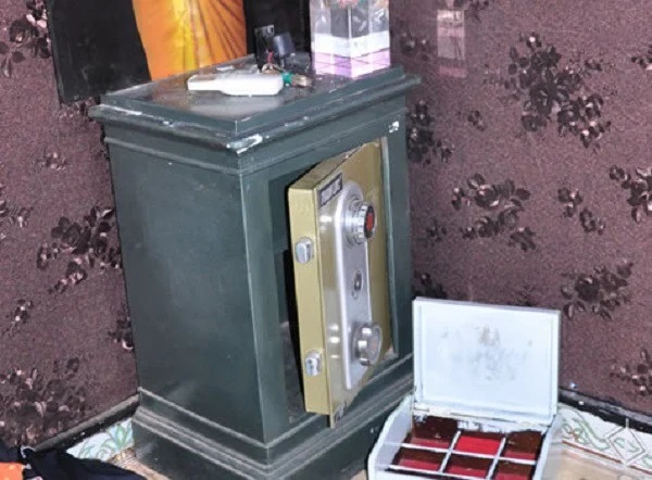 Phong thủy đặt két sắt cực kỳ quan trọng: Muốn giữ tiền bạc, kích hoạt tài lộc, vượng khí cần tránh vị trí này-3