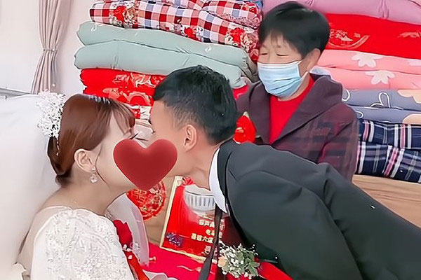 Mẹ chồng không muốn con dâu ra ngoài làm việc vì sợ ly hôn-3