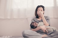 Nghiên cứu chứng minh: Mẹ bầu ngủ sớm hơn 1 tiếng so với bình thường, giảm nguy cơ mắc trầm cảm sau sinh