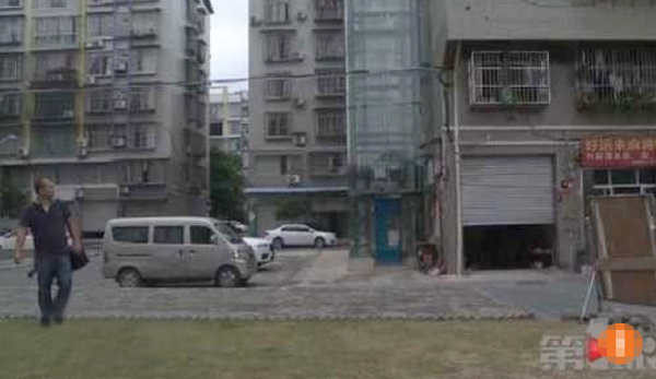 Bố vợ chiều con rể hết nấc: Lắp cả thang máy vì con rể than thở đi thang bộ mệt-2