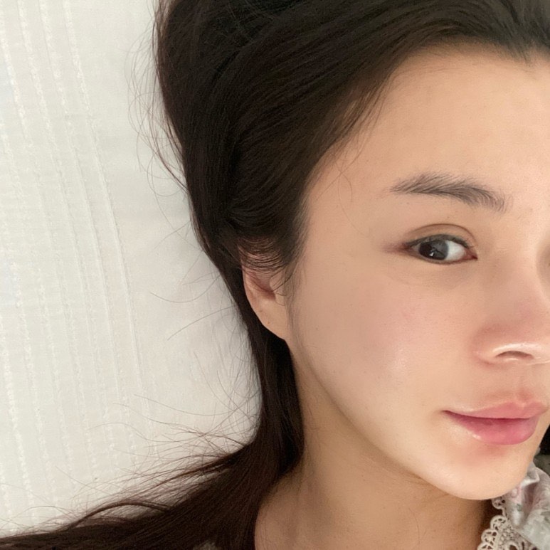 Muốn da trắng mịn, chị em hãy thêm thứ này vào nước khi rửa mặt-3