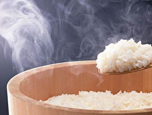 Dù vết dầu bếp dày đến đâu, chỉ cần một củ cà rốt là trôi sạch, cách làm lại đơn giản-2