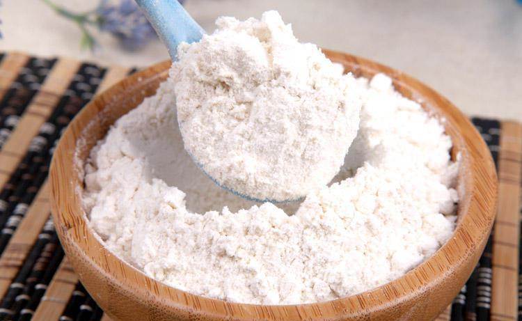 Dù vết dầu bếp dày đến đâu, chỉ cần một củ cà rốt là trôi sạch, cách làm lại đơn giản-3