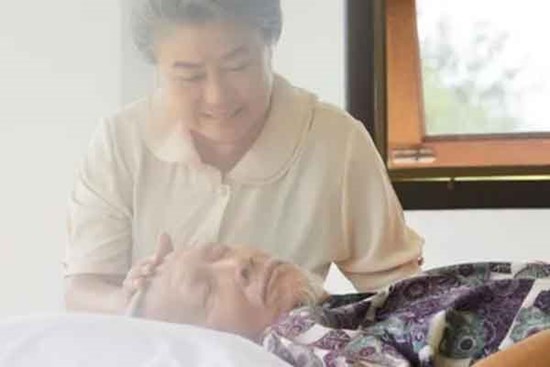 Đọc xong tờ di chúc, chúng tôi quyết định hoàn thành tâm nguyện của bố chồng