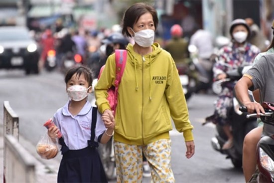 TP.HCM quyết định lùi giờ học tất cả học sinh các cấp