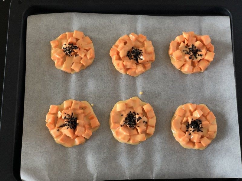 Mát trời ăn bánh khoai lang là ngon nhất-3