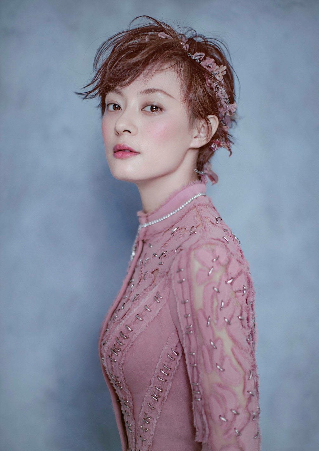 Biệt thự đắt đỏ ở đất vàng Thượng Hải của Tôn Lệ, nội thất thể hiện rõ gia thế-1