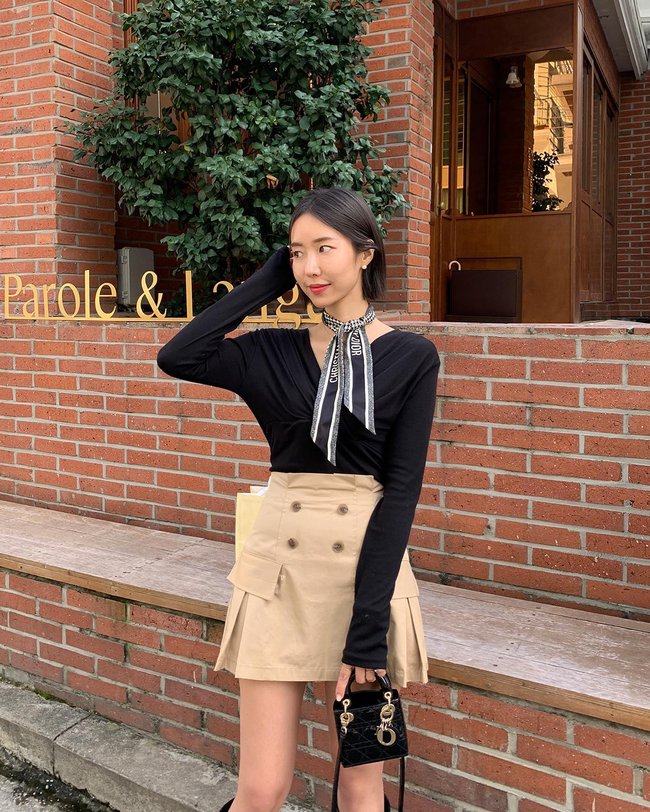 10 cách biến hóa với váy ngắn trong mùa lạnh-2