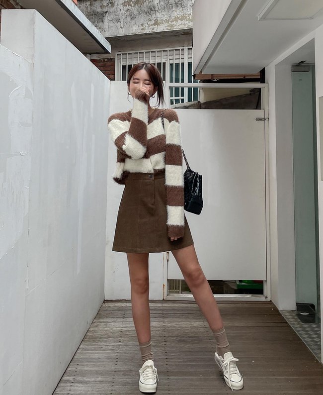 10 cách biến hóa với váy ngắn trong mùa lạnh-5