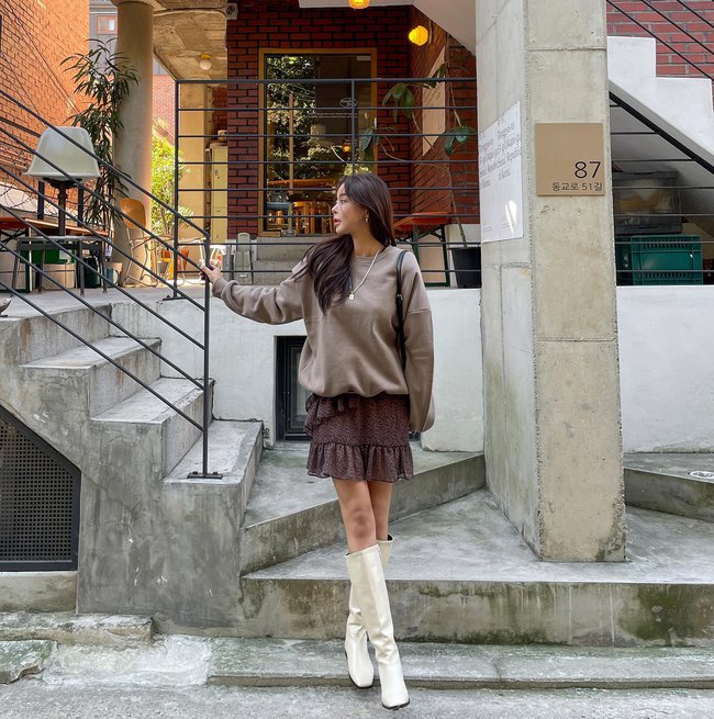 10 cách biến hóa với váy ngắn trong mùa lạnh-9