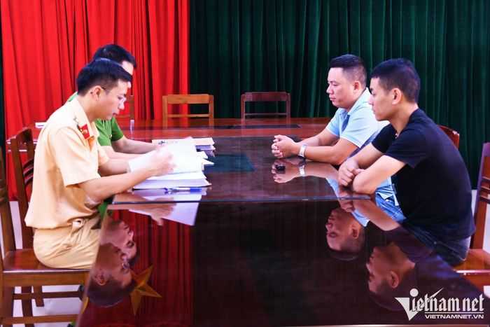 2 xe khách chèn ép nhau trên cao tốc: Phút nóng nảy đưa tài xế vào vòng lao lý-2