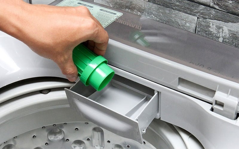 Máy giặt dùng lâu tích đầy xơ vải, làm theo 3 bước này để hết sạch cặn bẩn-2