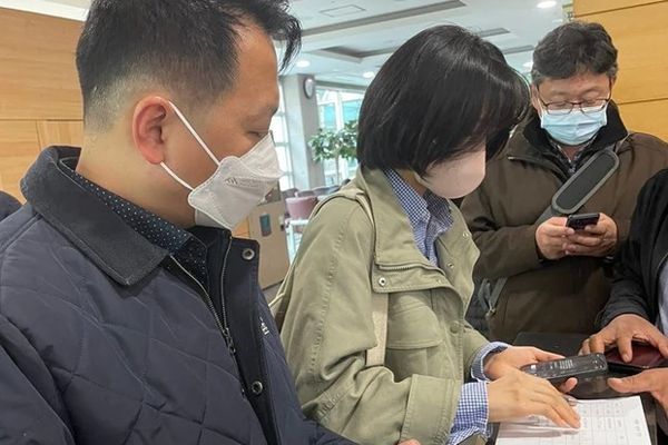 Phố đi bộ ở TP.HCM đông nghẹt người đi chơi Halloween sớm-17