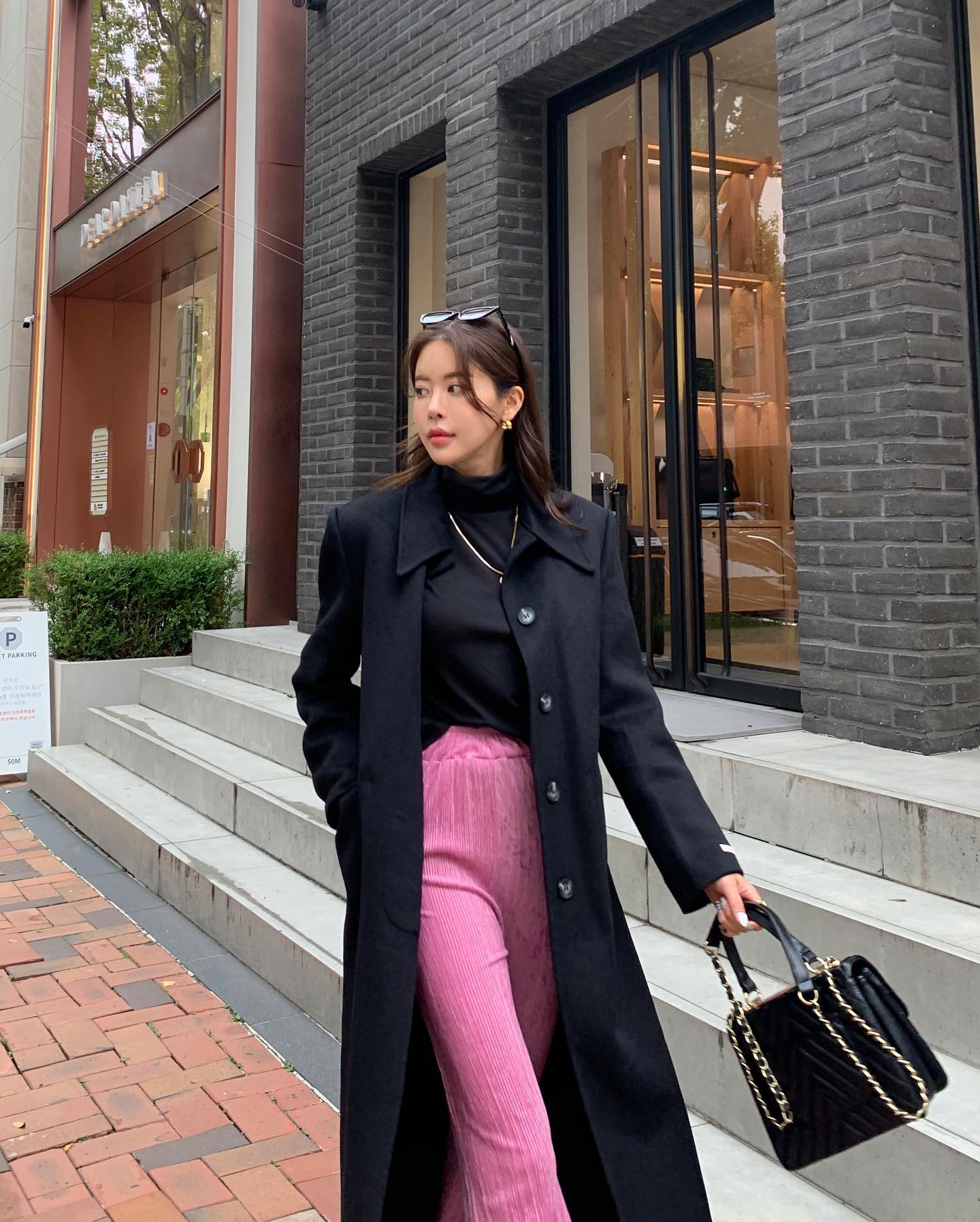 5 kiểu áo khoác bạn nên mua dáng rộng để trông sành điệu hơn-10