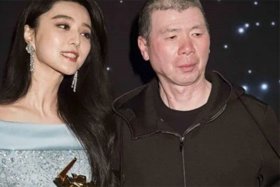 Trùm showbiz Trung Quốc sống ẩn dật sau hàng loạt tai tiếng