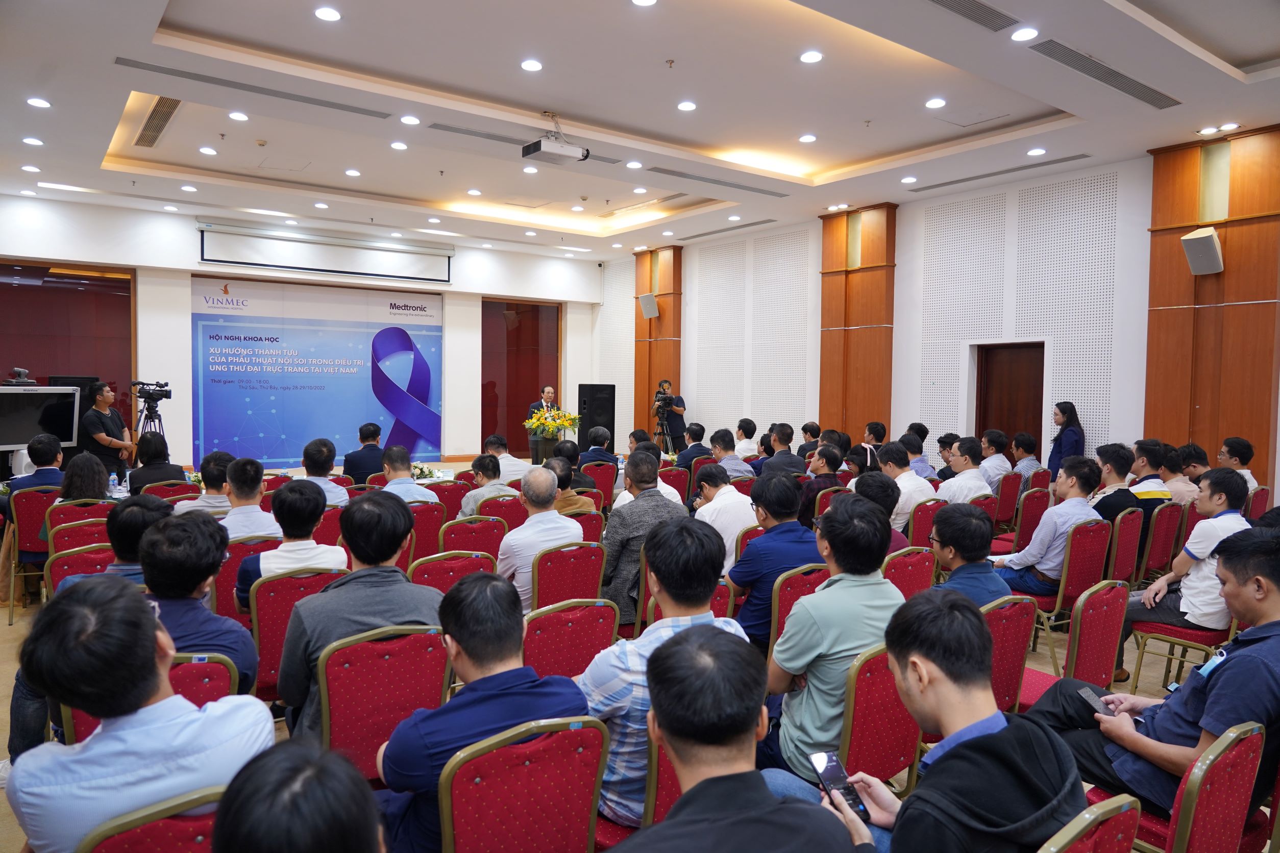 Phẫu thuật nội soi trong điều trị ung thư đại trực tràng-2