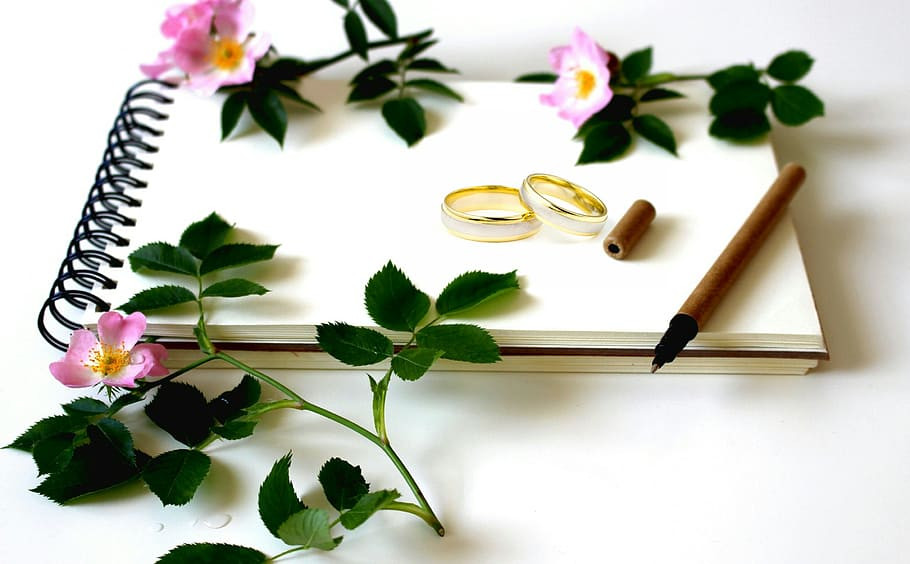 Lấy chồng cùng công ty, đồng nghiệp mừng cưới khiến tôi giật mình-2