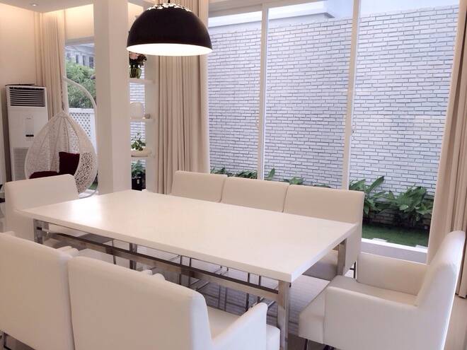 Choáng ngợp bạch dinh triệu đô trong khu nhà giàu của Thủy Tiên - Công Vinh, nội thất ngốn 7-8 tỷ đồng-9