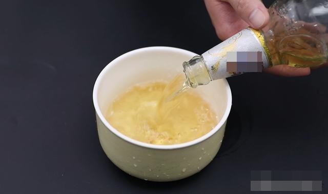 Bia không chỉ để uống, thêm 2 thứ này vào, đồ gia dụng vừa thơm mát lại sạch bong kin kín-1