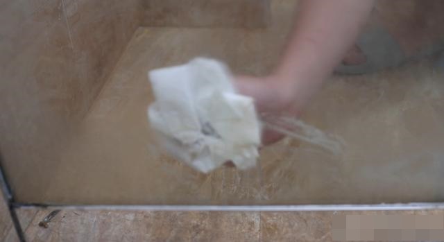 Bia không chỉ để uống, thêm 2 thứ này vào, đồ gia dụng vừa thơm mát lại sạch bong kin kín-7