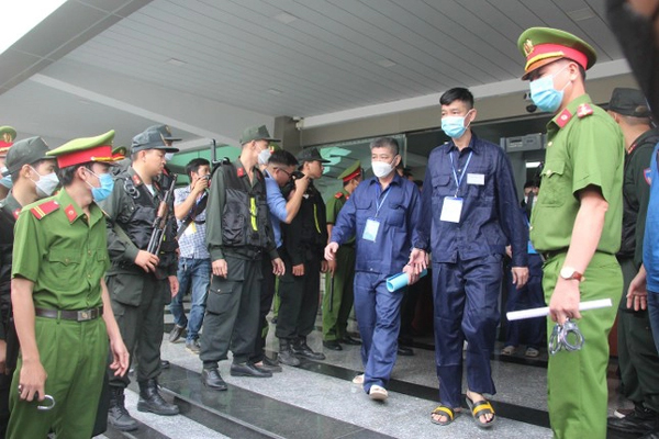 Xét xử vụ 200 triệu lít xăng giả: Con trai ông trùm đề nghị trả lại 2 sổ đỏ-2