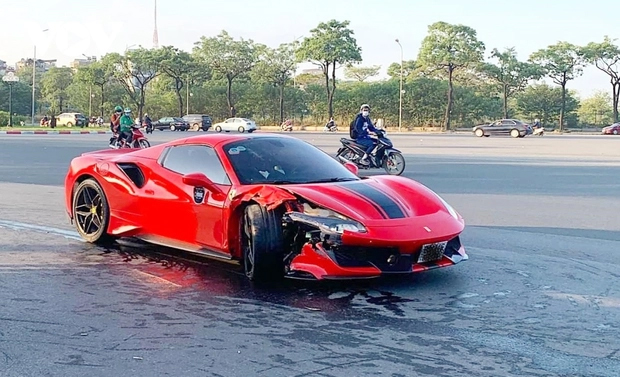 Nhân chứng vụ xe Ferrari tông chết người: Cô gái hoảng sợ, khóc và chắp tay về phía nạn nhân-2