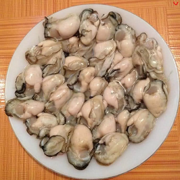 Giao mùa, mẹ đảm nấu ngay nồi cháo hàu thơm ngon, bổ dưỡng, chăm sóc sức khoẻ cả gia đình-1