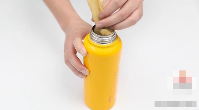 Gọt khoai tây xong đừng đổ vỏ đi, dùng theo cách này mang lại lợi ích lớn, ai không biết chính là đang vứt bỏ báu vật-11