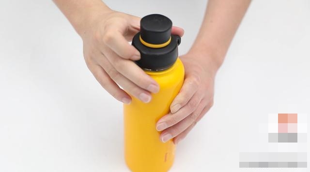 Gọt khoai tây xong đừng đổ vỏ đi, dùng theo cách này mang lại lợi ích lớn, ai không biết chính là đang vứt bỏ báu vật-13